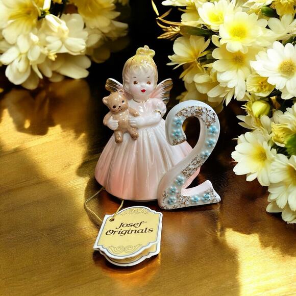 Vtg. Josef Originals Birthday Angel Figurine Year 2 Japan Black Eyes Sticker Tag - Picture 1 of 12